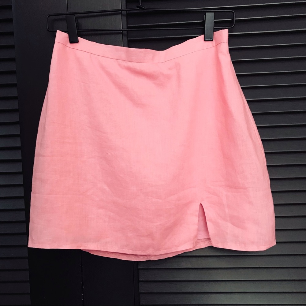 Verge Girl Barbie Pink Lined 100% Linen Mini Skirt with Front Slit, Size Small